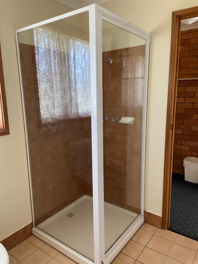 Newell Motor Inn Наррандера Екстер'єр фото